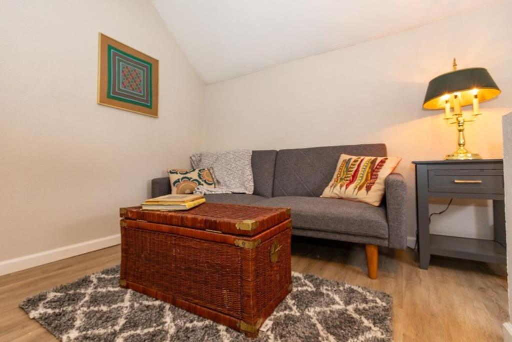 Cozy & Comfy Cottage In The City - W Parking Pittsburgh Exterior photo