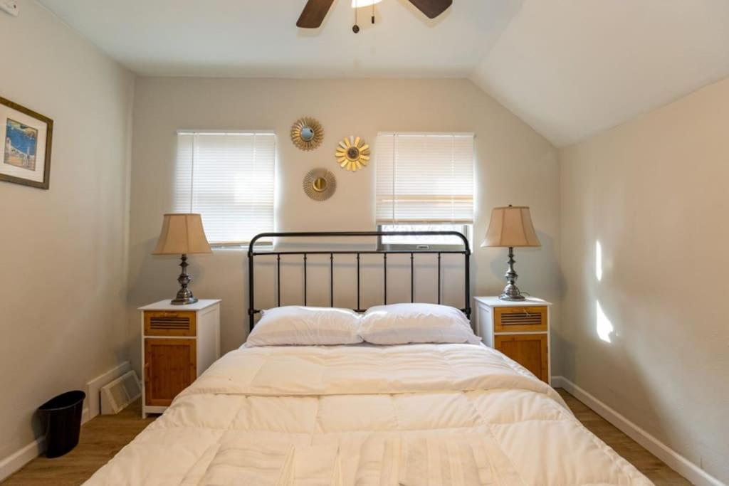 Cozy & Comfy Cottage In The City - W Parking Pittsburgh Exterior photo